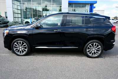 2022 GMC Terrain, $29750. Photo 3