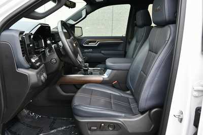 2023 Chevrolet 1500 Crew Cab, $53250. Photo 12