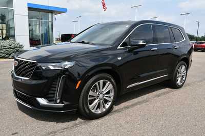 2023 Cadillac XT6, $42750. Photo 2