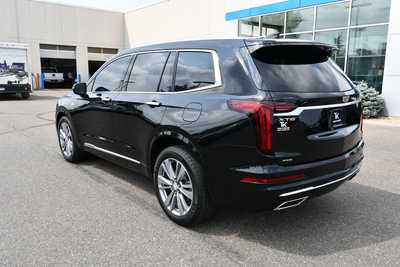 2023 Cadillac XT6, $42750. Photo 5
