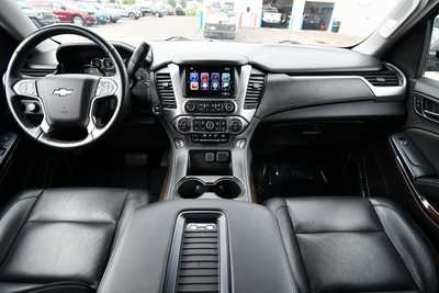 2017 Chevrolet Suburban, $17750. Photo 3