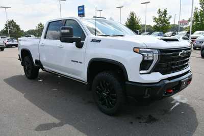 2025 Chevrolet 3500 Crew Cab, $73000. Photo 10