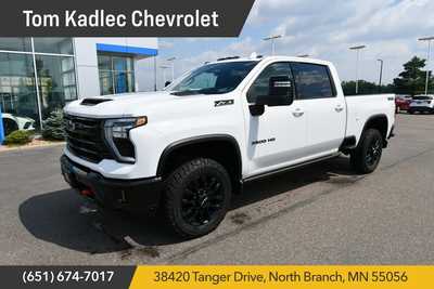 2025 Chevrolet 3500 Crew Cab, $73000. Photo 1