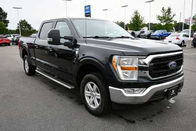 2021 Ford F150 Crew Cab, $35000. Photo 9
