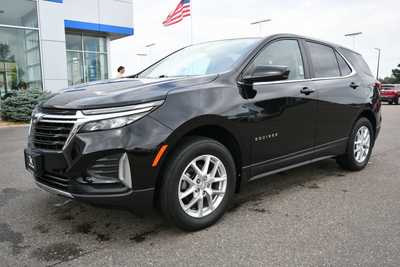 2023 Chevrolet Equinox, $24250. Photo 2