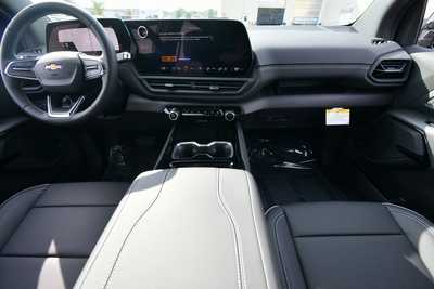 2026 Chevrolet 1500 Crew Cab, $73822. Photo 3