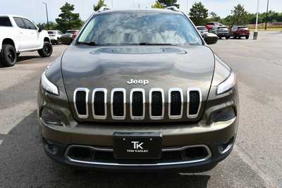 2015 Jeep Cherokee, $9500. Photo 11