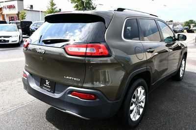2015 Jeep Cherokee, $9500. Photo 8