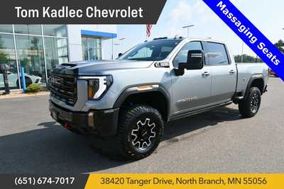 2024 GMC 2500 Crew Cab, $82000. Photo 1