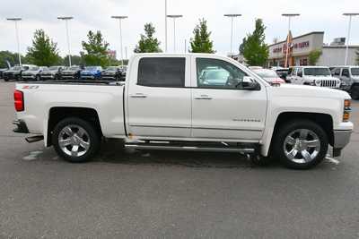 2014 Chevrolet 1500 Crew Cab, $14000. Photo 9
