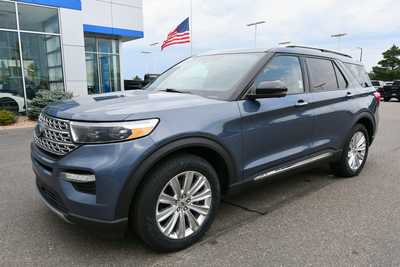 2021 Ford Explorer, $28500. Photo 2