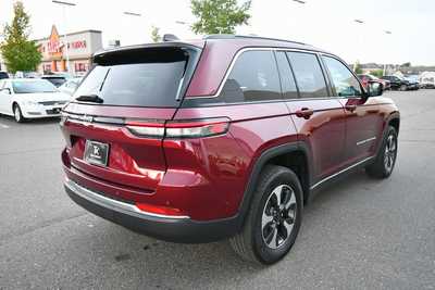 2024 Jeep Grand Cherokee, $29000. Photo 7
