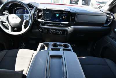 2025 Chevrolet 1500 Crew Cab, $43990. Photo 3