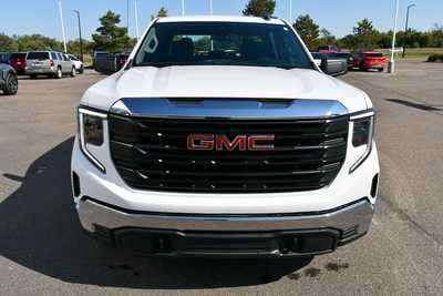 2024 GMC 1500 Crew Cab, $38359. Photo 11