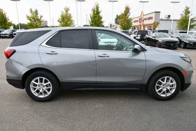 2024 Chevrolet Equinox, $23100. Photo 9