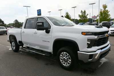 2024 Chevrolet 2500 Crew Cab, $51250. Photo 10