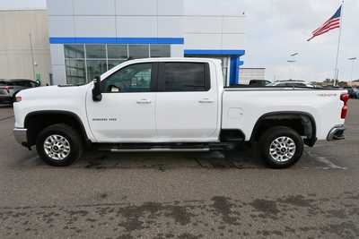 2024 Chevrolet 2500 Crew Cab, $51250. Photo 4