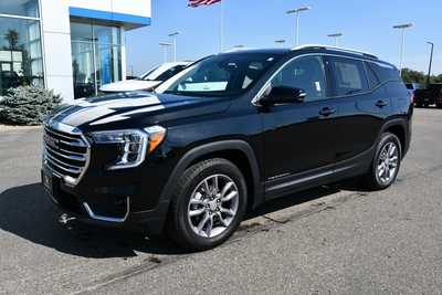 2024 GMC Terrain, $26000. Photo 2
