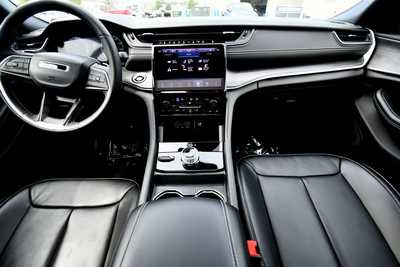 2024 Jeep Grand Cherokee L, $37500. Photo 3