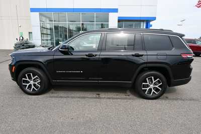 2024 Jeep Grand Cherokee L, $37500. Photo 4