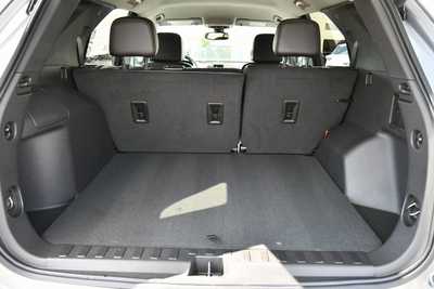 2024 Chevrolet Equinox, $26950. Photo 7