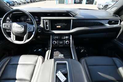 2022 GMC Yukon XL, $62448. Photo 3