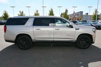 2022 GMC Yukon XL, $62448. Photo 9