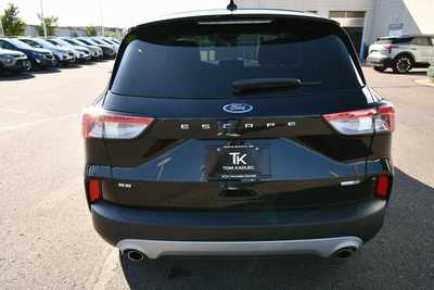 2020 Ford Escape, $16750. Photo 6