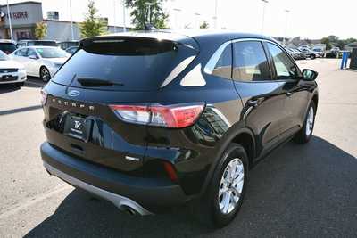 2020 Ford Escape, $16750. Photo 8