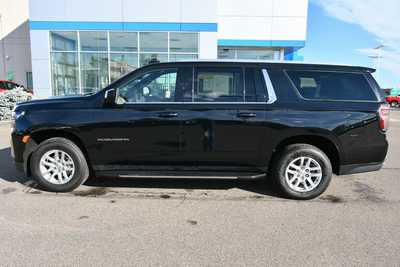 2024 Chevrolet Suburban, $52990. Photo 4