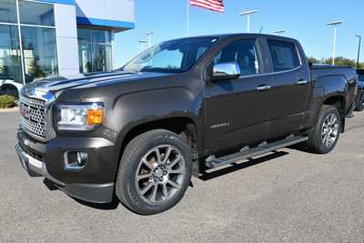 2019 GMC Canyon Crew Cab, $27966. Photo 2
