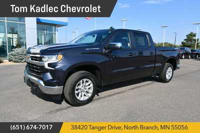 2022 Chevrolet 1500 Crew Cab, $39000. Photo 1