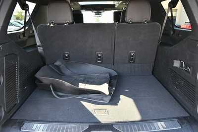 2023 GMC Yukon XL, $63450. Photo 7