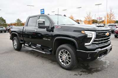 2026 Chevrolet 3500 Crew Cab, $71945. Photo 10