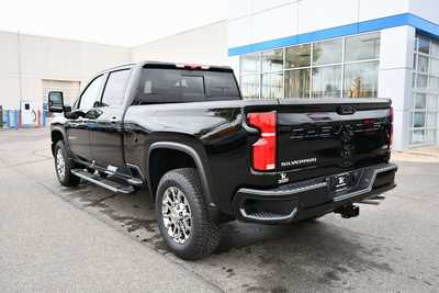 2026 Chevrolet 3500 Crew Cab, $71945. Photo 5