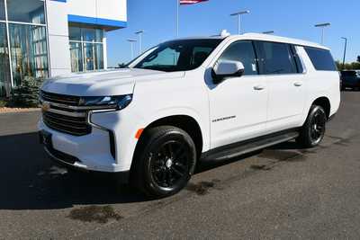 2022 Chevrolet Suburban, $49500. Photo 2