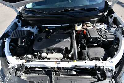 2022 Chevrolet Equinox, $23750. Photo 12