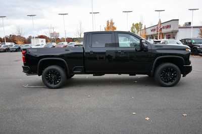 2026 Chevrolet 3500 Crew Cab, $72801. Photo 7