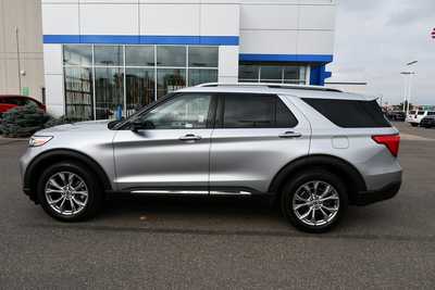 2022 Ford Explorer, $32500. Photo 4