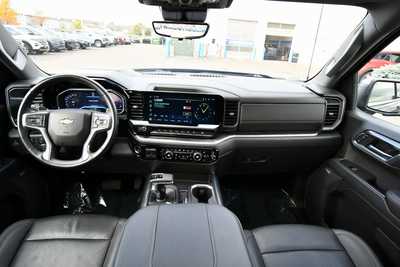 2024 Chevrolet 1500 Crew Cab, $42463. Photo 3