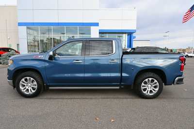 2024 Chevrolet 1500 Crew Cab, $42463. Photo 4