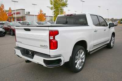 2022 Chevrolet 1500 Crew Cab, $46801. Photo 8