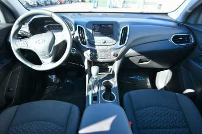 2023 Chevrolet Equinox, $24590. Photo 3