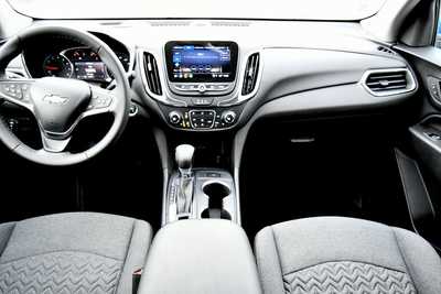 2024 Chevrolet Equinox, $26000. Photo 3