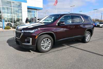 2022 Chevrolet Traverse, $29750. Photo 2