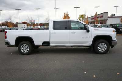2024 Chevrolet 3500 Crew Cab, $56990. Photo 9