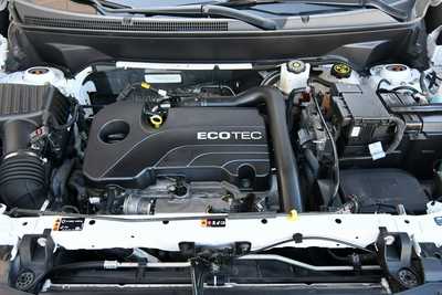 2022 Chevrolet Equinox, $22674. Photo 12