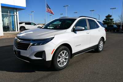 2022 Chevrolet Equinox, $22674. Photo 2