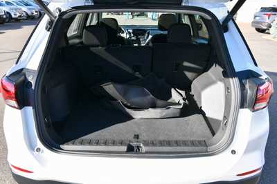 2022 Chevrolet Equinox, $22674. Photo 7