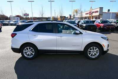 2022 Chevrolet Equinox, $22674. Photo 9